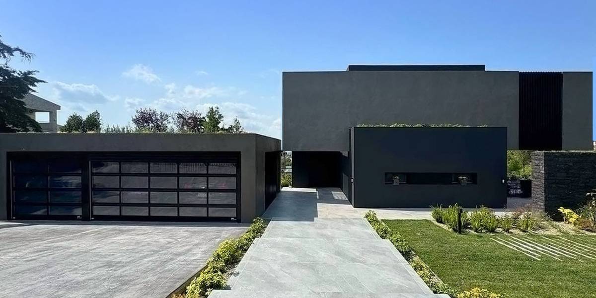 EXTERIOR 6.jpg